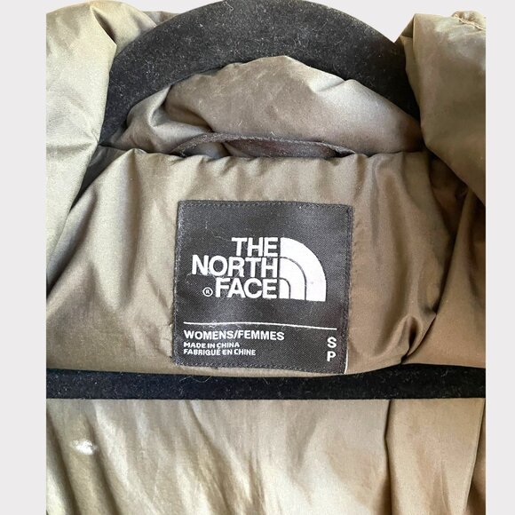 The North Face 550 Size S Olive Green Quilted Goose Down Fur Trim Hood Jacket - Picture 2 of 14
